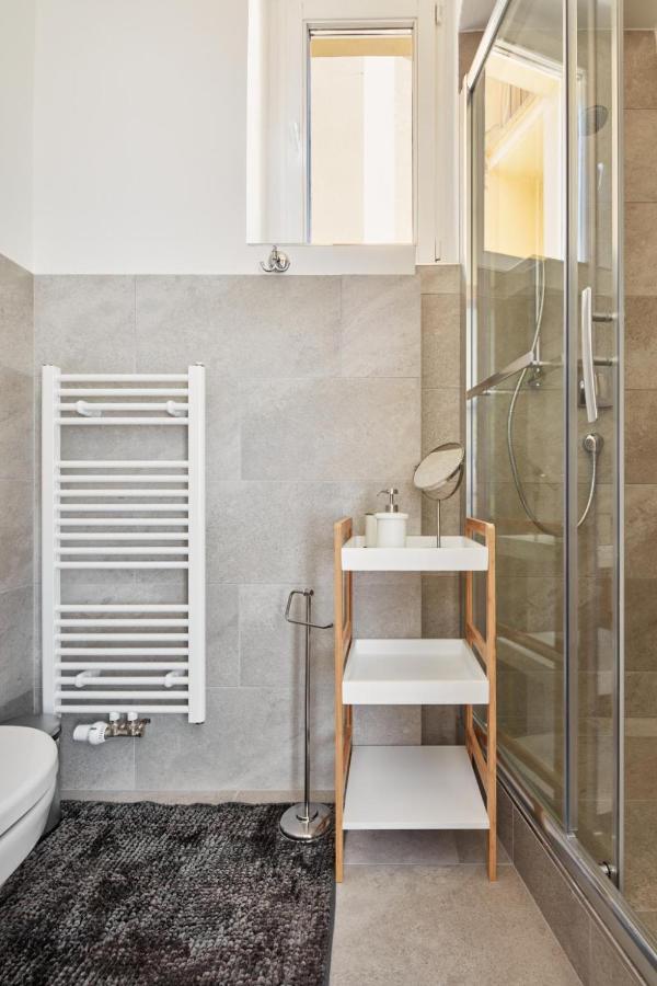 Days - Spacious 3bdr - Trendy Neighbourhood Appartement *
